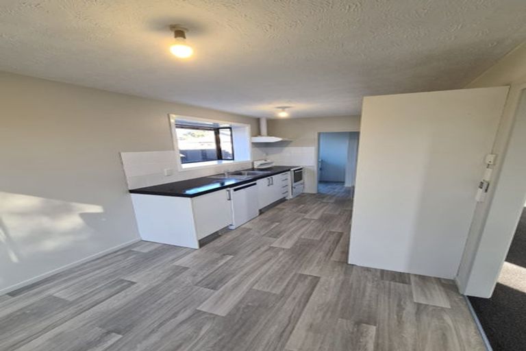 Photo of property in 128a Inwoods Close, Parklands, Christchurch, 8083