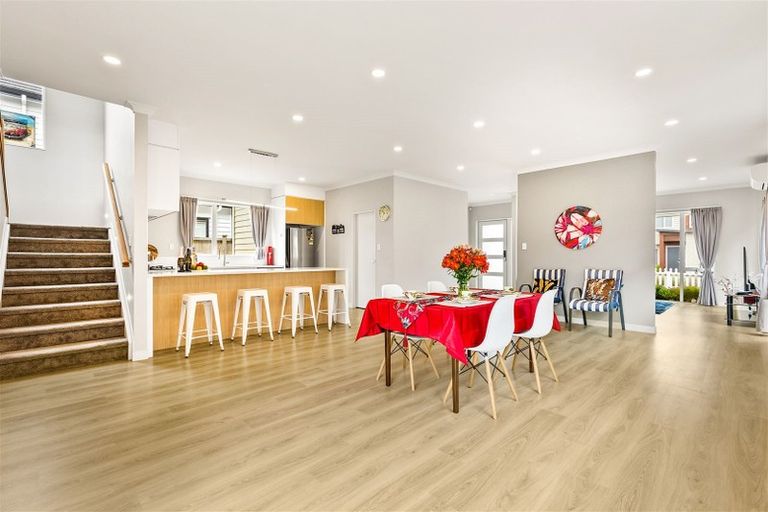 Photo of property in 18 Camp X Place, Whenuapai, Auckland, 0618