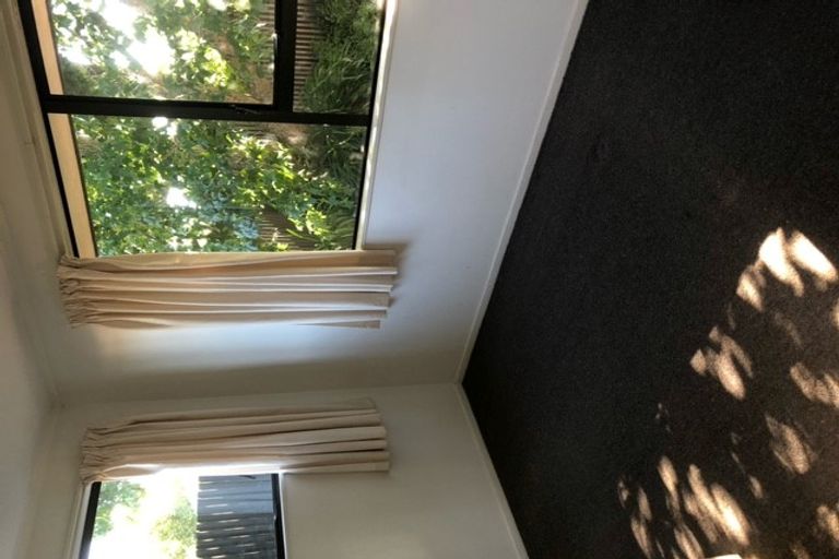 Photo of property in 2/12 Albert Street, Otahuhu, Auckland, 1062
