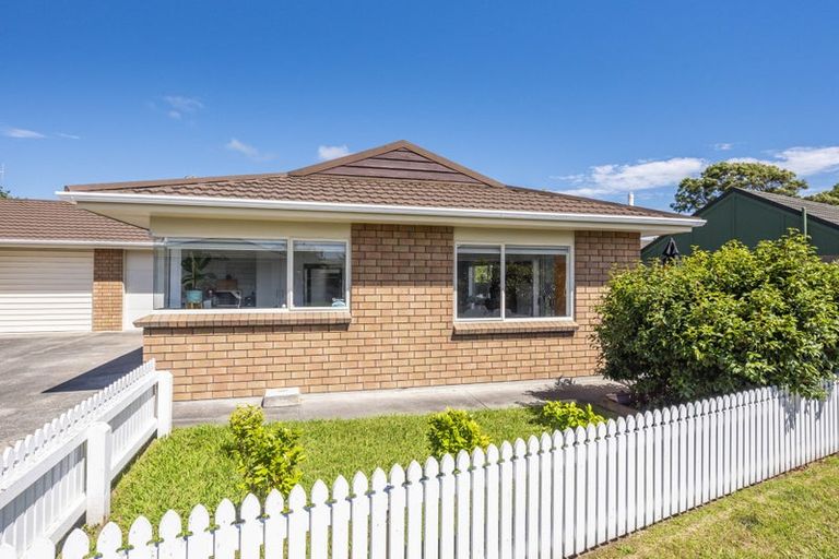 Photo of property in 19a Heihei Place, Paraparaumu, 5032