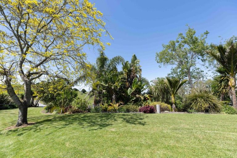 Photo of property in 282 Girls High School Road, Pukehuia, Tangiteroria, 0381