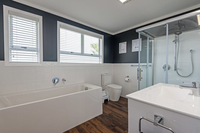Photo of property in 961 Lockwood Road, Kairanga, Palmerston North, 4475