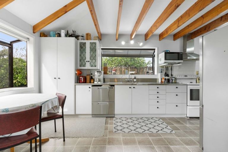 Photo of property in 106 Everitt Crescent, Whangamata, 3620