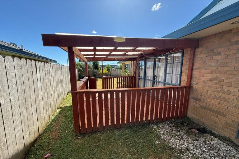 Photo of property in 4 Cotton Place, Opaheke, Papakura, 2113