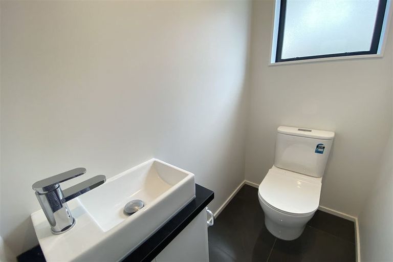 Photo of property in 9 Shingle Street, Sydenham, Christchurch, 8023