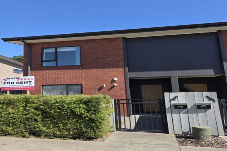 Photo of property in 115 Banks Street, Marfell, New Plymouth, 4310