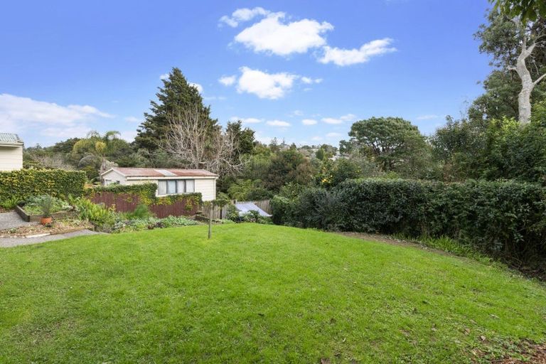 Photo of property in 7 Vonnell Place, Birkdale, Auckland, 0626