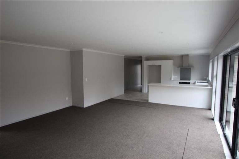 Photo of property in 37 Moira Drive, Tuakau, 2121