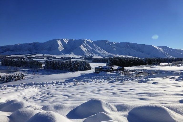 Photo of property in 623 Coleridge Road, Windwhistle, Hororata, 7572