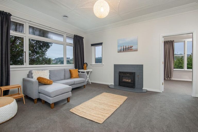 Photo of property in 10 Scotland Terrace, Green Island, Dunedin, 9018