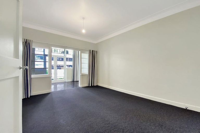 Photo of property in 20a Portland Crescent, Thorndon, Wellington, 6011