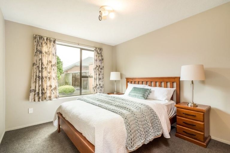 Photo of property in 66 Apsley Drive, Avonhead, Christchurch, 8042