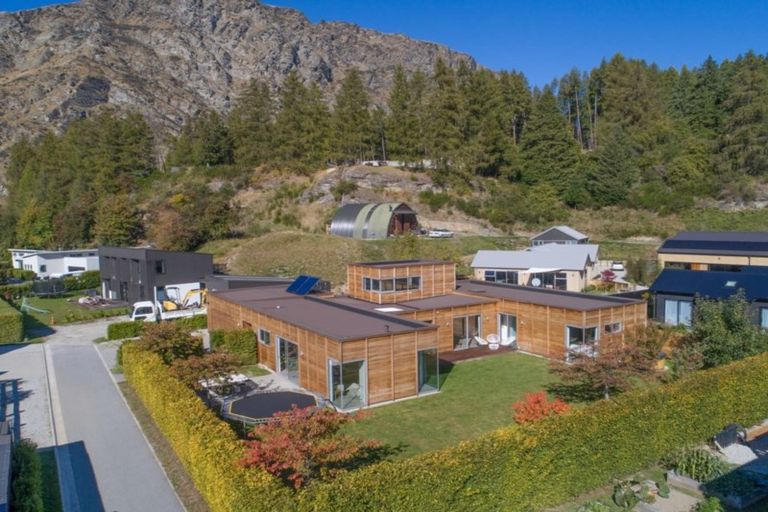 Photo of property in 29 Mathias Terrace, Arthurs Point, Queenstown, 9371