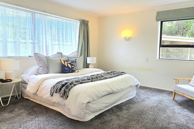 Photo of property in 27a Shackle Lane, Whitby, Porirua, 5024