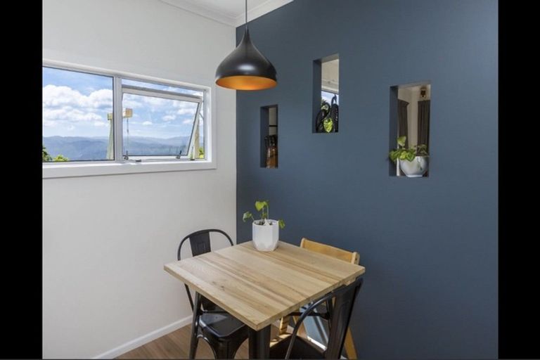 Photo of property in 4f Banksia Grove, Maungaraki, Lower Hutt, 5010