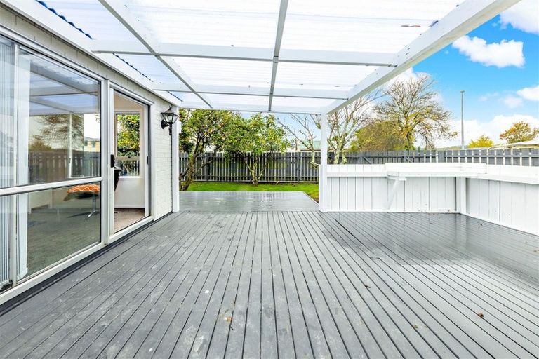 Photo of property in 3/4 Gibbs Road, Manurewa, Auckland, 2102