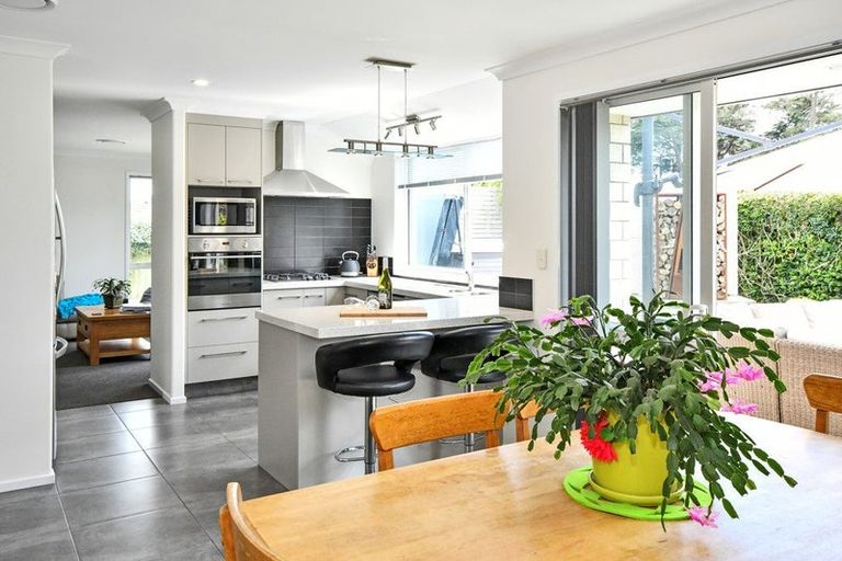 Photo of property in 60 Woodhouse Road, Patumahoe, Pukekohe, 2679