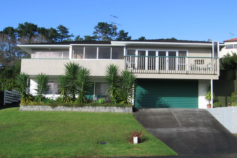 Photo of property in 9 Galaxy Drive, Mairangi Bay, Auckland, 0630