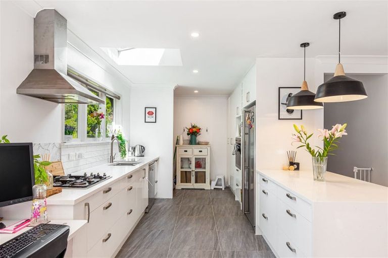 Photo of property in 307 Huia Road, Titirangi, Auckland, 0604