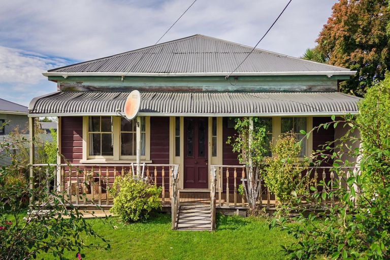 Photo of property in 7 Holmes Street, Waimate, 7924