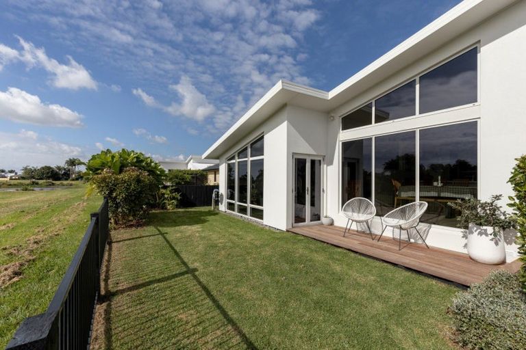 Photo of property in 29 Oriental Parade, Papamoa Beach, Papamoa, 3118