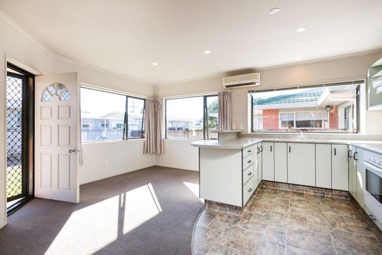 Photo of property in 1/42 Sanders Avenue, Westown, New Plymouth, 4310