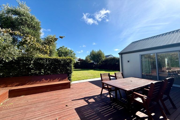 Photo of property in 177 Weston Road, St Albans, Christchurch, 8052