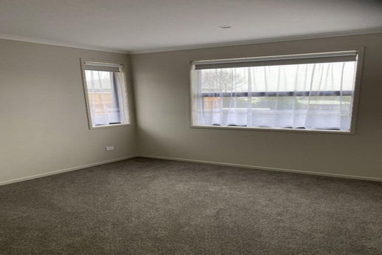 Photo of property in 12a-b Hughson Street, Waitara, 4320