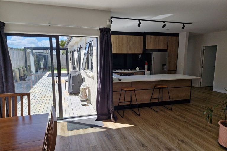 Photo of property in 13 Whakapono Road, Pukekohe, 2120