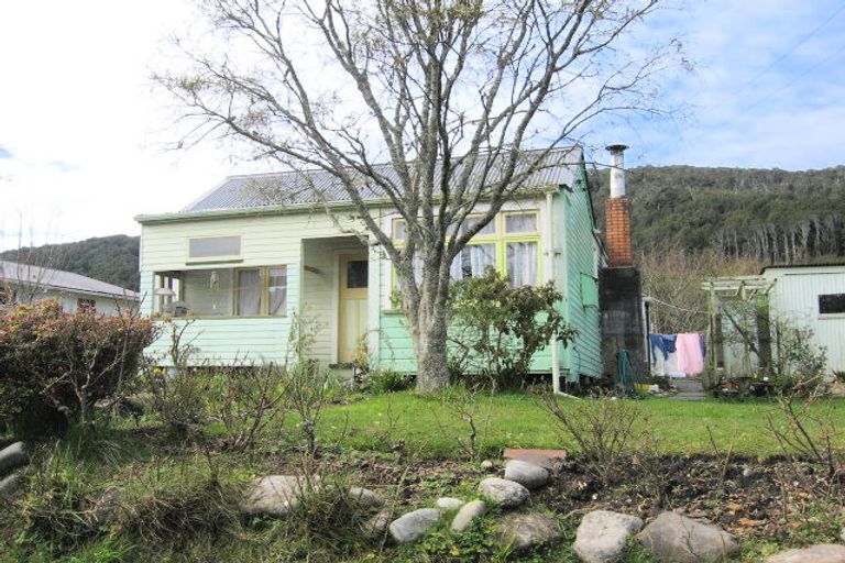 Photo of property in 63 Taylor Street, Taylorville, Greymouth, 7805