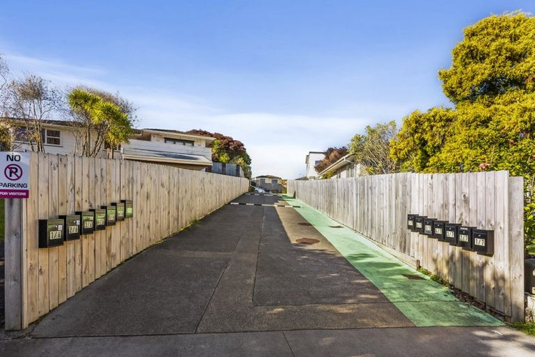 Photo of property in 6/7 South Pacific Place, Henderson, Auckland, 0612