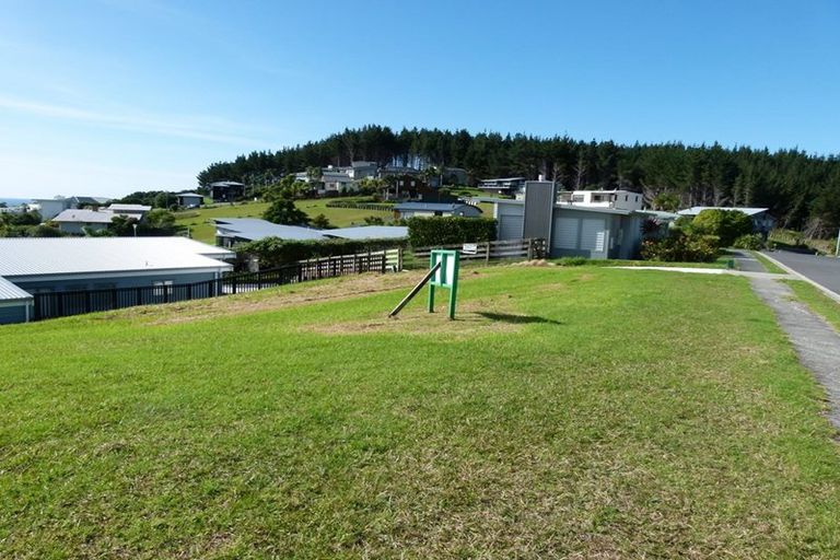 Photo of property in 8 Seacrest Boulevard, Langs Beach, Waipu, 0582