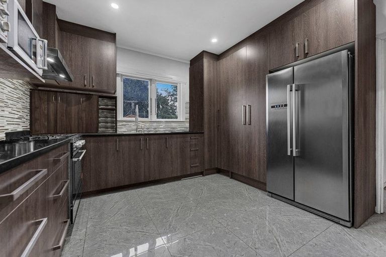 Photo of property in 74 Weymouth Road, Manurewa, Auckland, 2102