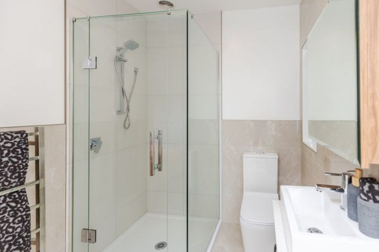 Photo of property in 2/14 Hammond Street, Hamilton Central, Hamilton, 3204