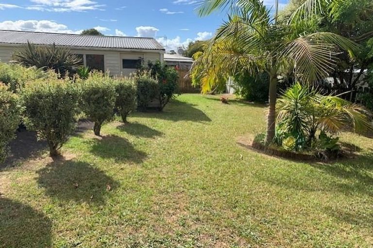 Photo of property in 1/34 Tomo Street, New Lynn, Auckland, 0600