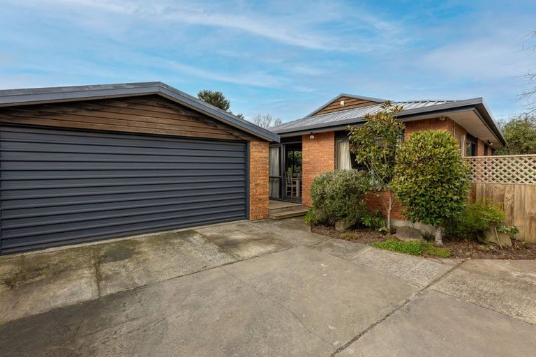 Photo of property in 270a Mairehau Road, Burwood, Christchurch, 8083