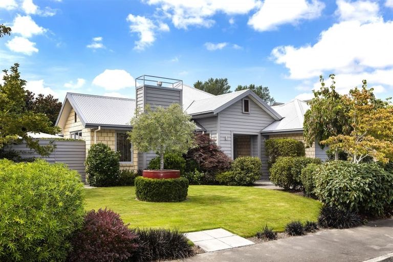 Photo of property in 43 Applefield Court, Northwood, Christchurch, 8051