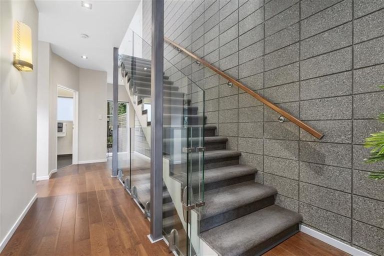 Photo of property in Wilk Heights, 10/8 Wilk Lane, Browns Bay, Auckland, 0630