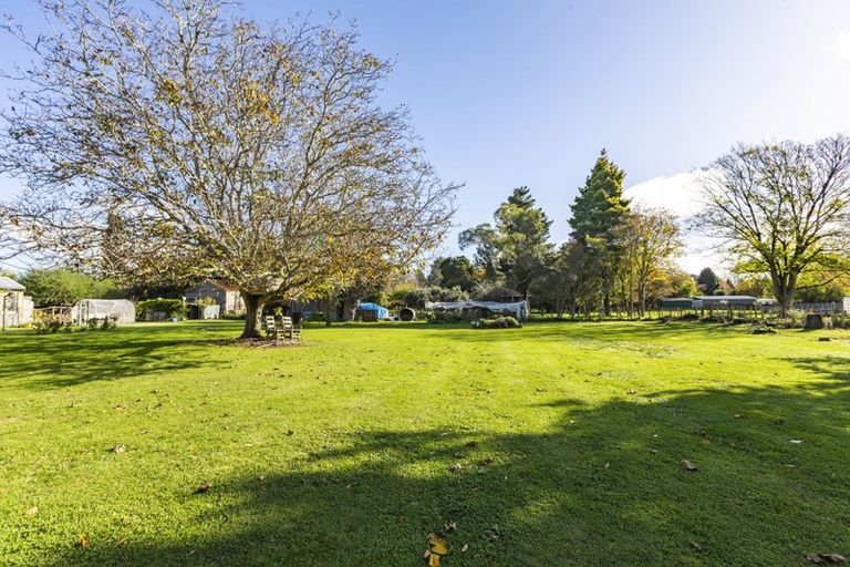 Photo of property in 14 Owen Street, Tikokino, Waipawa, 4273