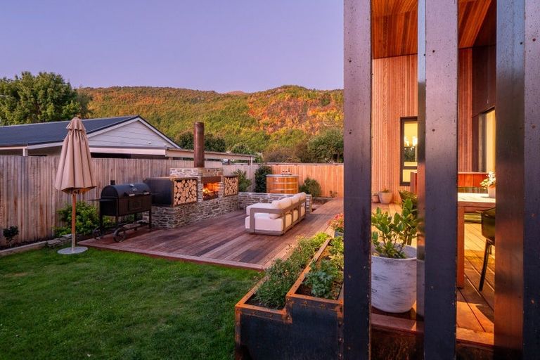 Photo of property in 3 Cornwall Street, Arrowtown, 9302