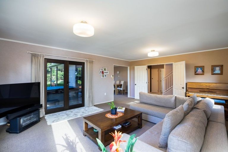 Photo of property in 13b Argyle Place, Highlands Park, New Plymouth, 4312