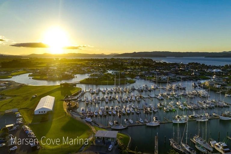 Photo of property in 73 Pyle Road East, Ruakaka, 0171