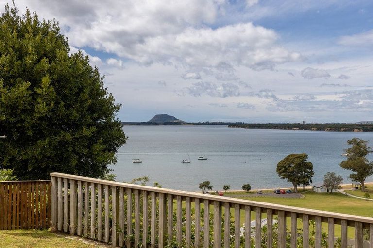 Photo of property in 87 Harbour View Road, Omokoroa, 3114