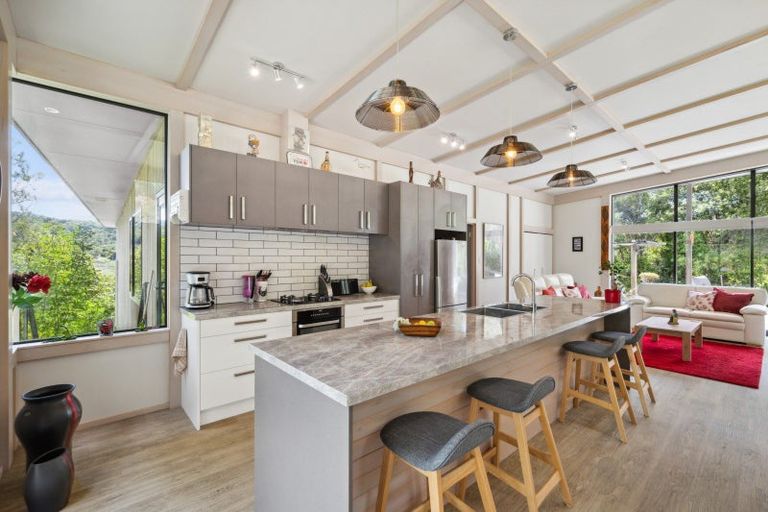 Photo of property in 71a Milton Terrace, Picton, 7220