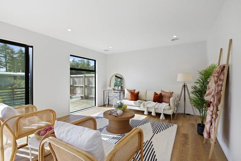 Photo of property in 2 Coe Street, Halswell, Christchurch, 8025