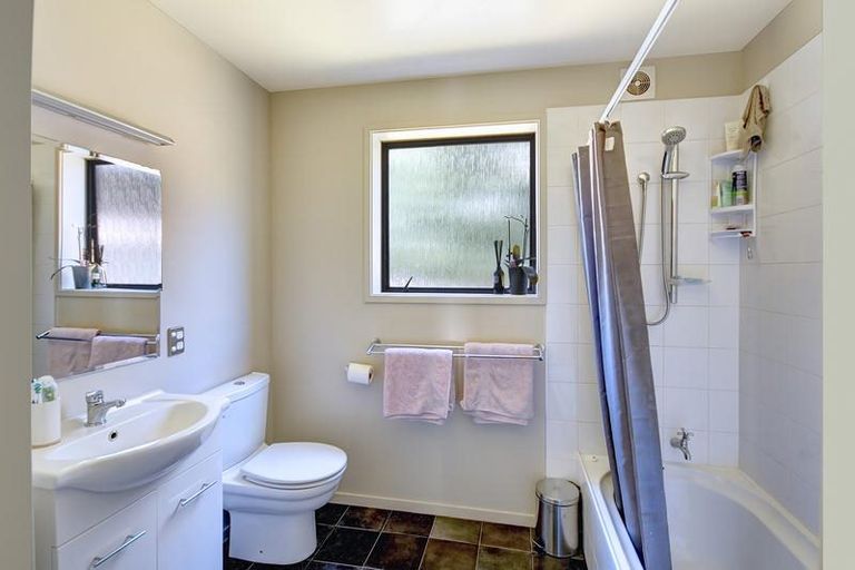 Photo of property in 49 Centennial Avenue, Helensburgh, Dunedin, 9010