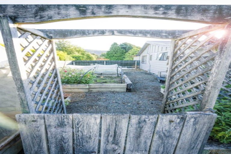 Photo of property in 39 Home Street, Manapouri, 9679