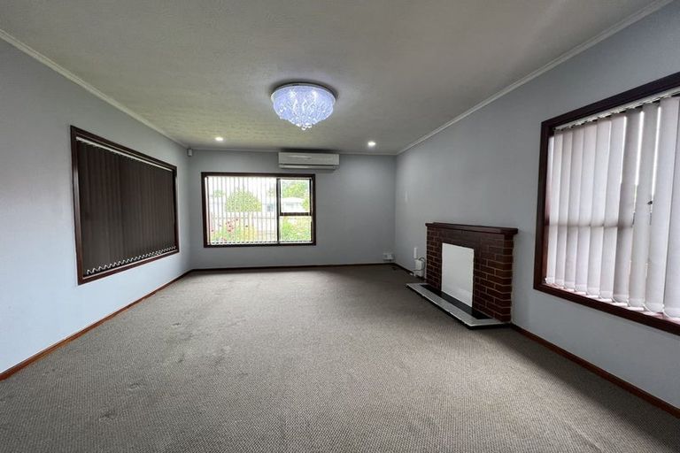 Photo of property in 72 Valentine Street, Papakura, 2110