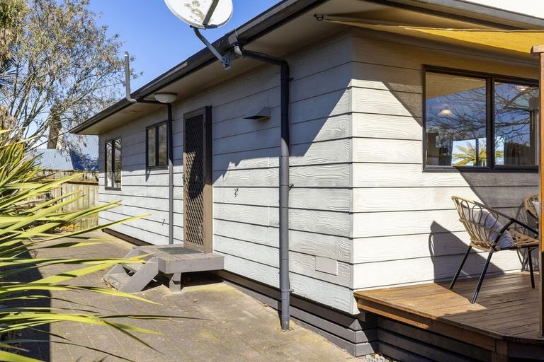 Photo of property in 2/10 Koha Road, Taupo, 3330