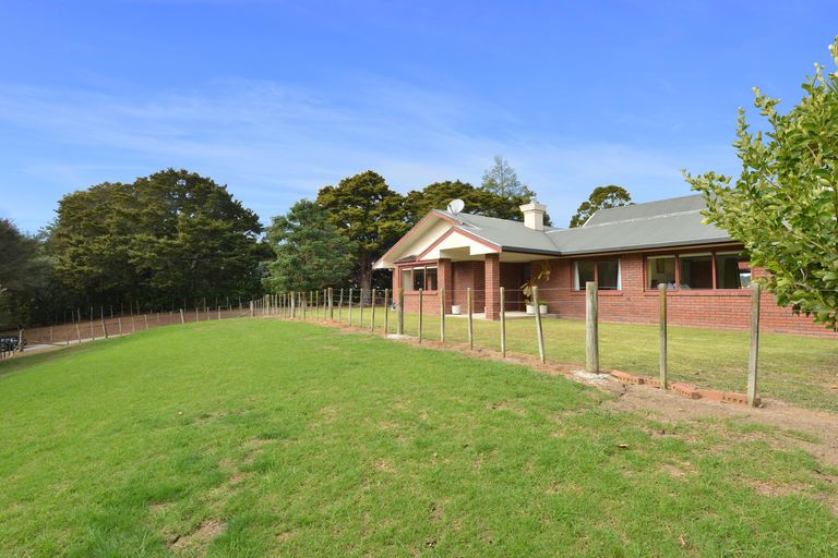 Photo of property in 19 Turiapua Lane, Parua Bay, Whangarei, 0174